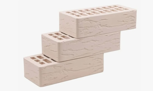 78653