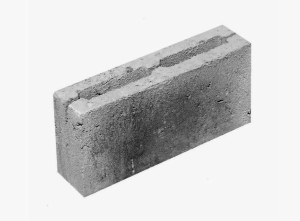 4646