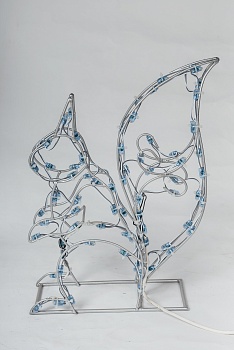 Фигура садовая световая из металла Белочка